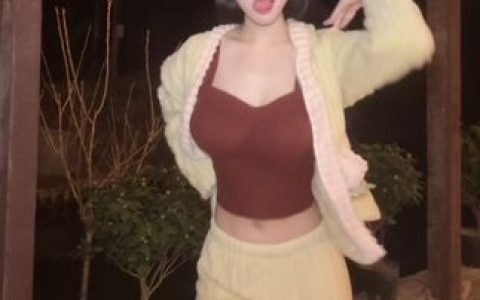 虎牙幻音静静表情包图片下载虎牙幻音静静的表情包图片，高质量虎牙幻音静静表情包免费下载