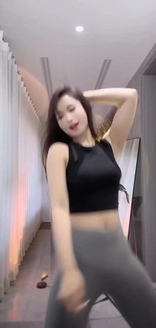 斗鱼乔妹的最新直播，了解乔妹最新的直播内容与粉丝互动