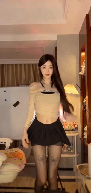 斗鱼乔妹的最新直播，了解乔妹最新的直播内容与粉丝互动