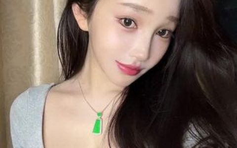 斗鱼小小酥表情包图片大全可爱版，下载小小酥可爱版的表情包并与朋友分享