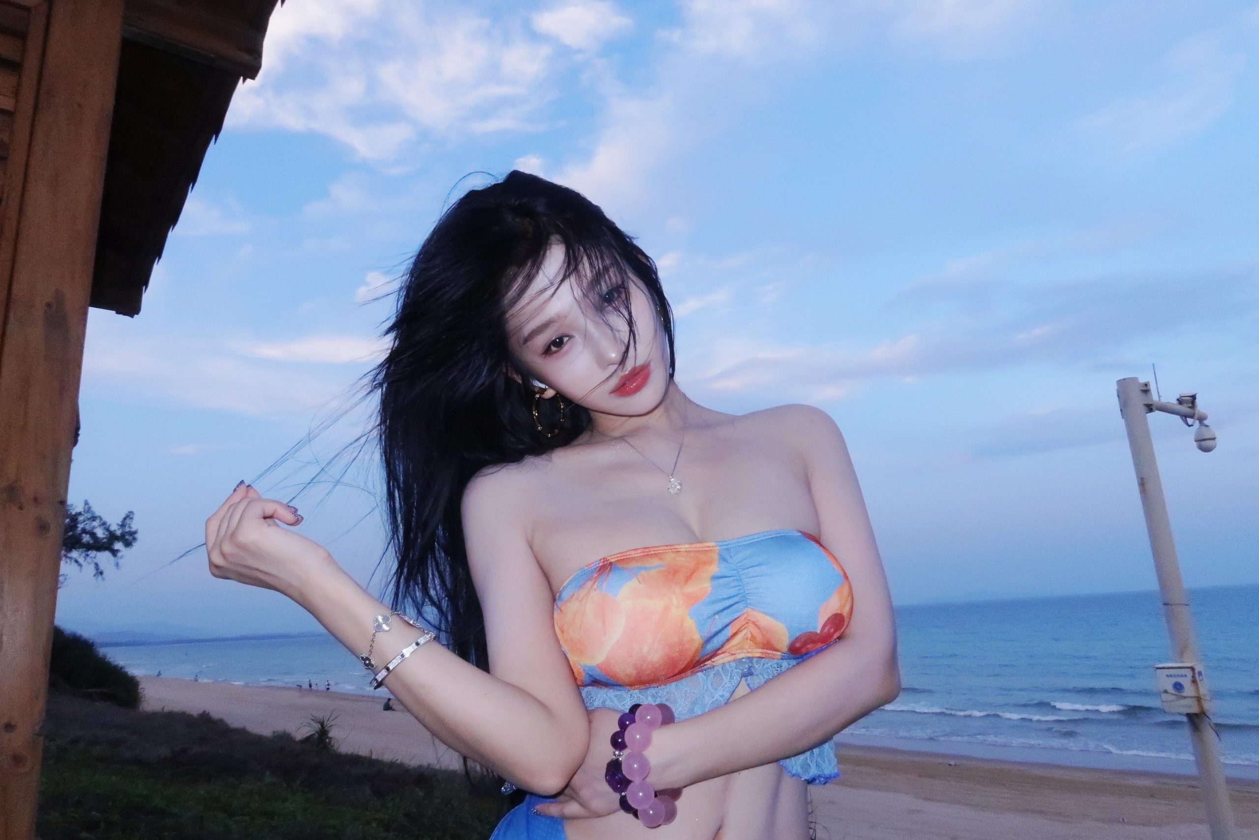 斗鱼小小酥表情图片大全大图,收集并欣赏小小酥的大图表情包,随时使用