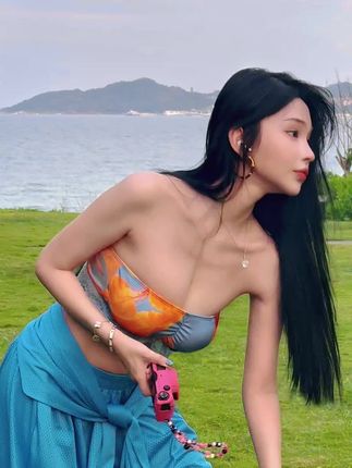 斗鱼小小酥表情包图片大全集高清，欣赏小小酥高清表情包合集，下载收藏