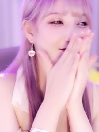 斗鱼米娜年龄多大,分析米娜的年龄与她在直播界的影响力