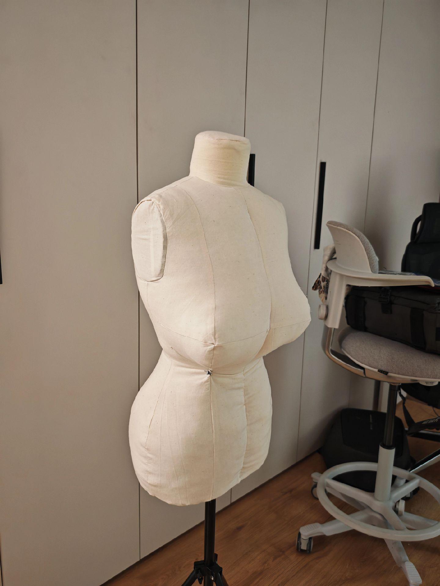 古阿扎退出直播平台的背后原因