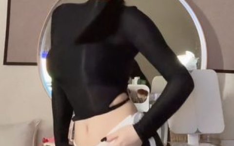 naimi奶咪职业分析，她是否符合网红的标准与形象？