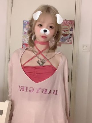 miao喵酱露脸视频,她的露脸视频背后有哪些隐藏的故事?