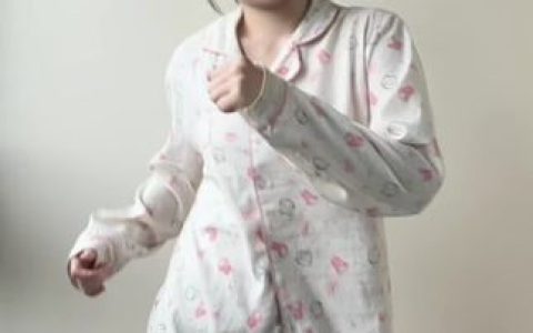 不呆猫男朋友故事，她的爱情故事如何与粉丝互动并引发关注？