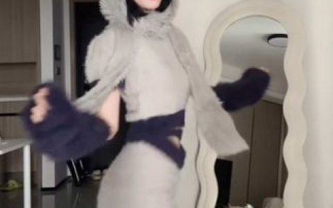 cuteli占星猫可爱兔服饰搭配，如何打造时尚可爱的兔子形象？