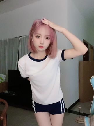 miao喵酱露脸视频,她的露脸视频背后有哪些隐藏的故事?