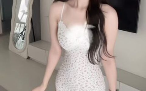 占星猫jsk，如何通过jsk穿搭展现自己的个性与风格？