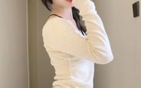 米胡桃cos作品中的创意表达，米胡桃在cos作品中的创意表达，如何让角色更加生动？