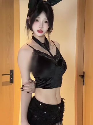 粉色情人露脸过没有？揭秘粉色情人的亮相与公众形象