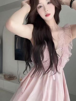 雅恩北北舌头舞蹈微博上的热议，雅恩北北舌头舞蹈的网友反响与评价