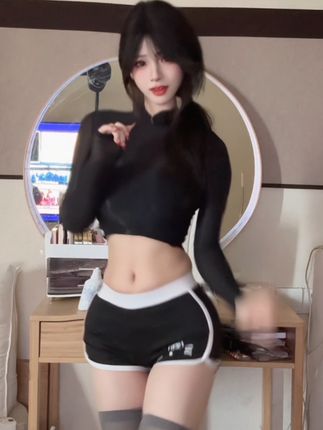 狐不妖个人资料简介，身份背景与发展经历